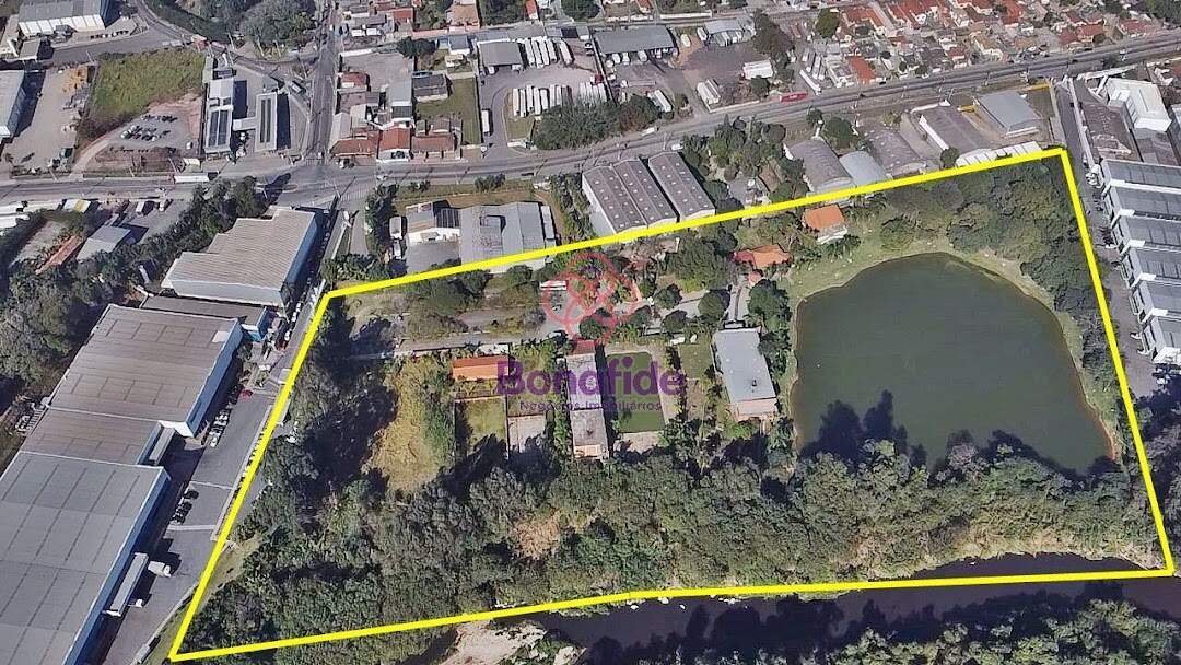 Área à venda no Chacara Santa Barbara: 