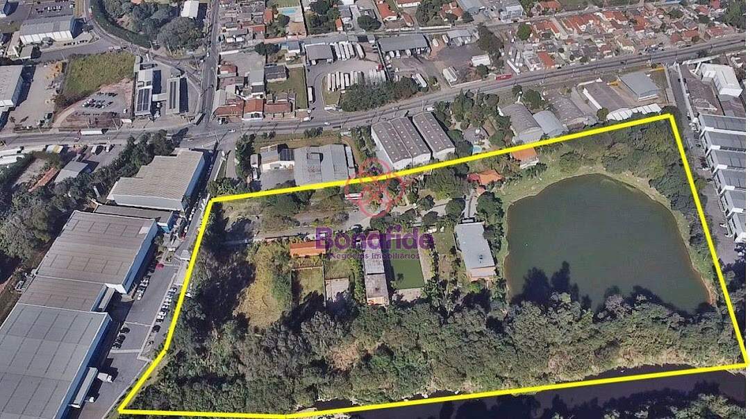 Área à venda no Chacara Santa Barbara: 