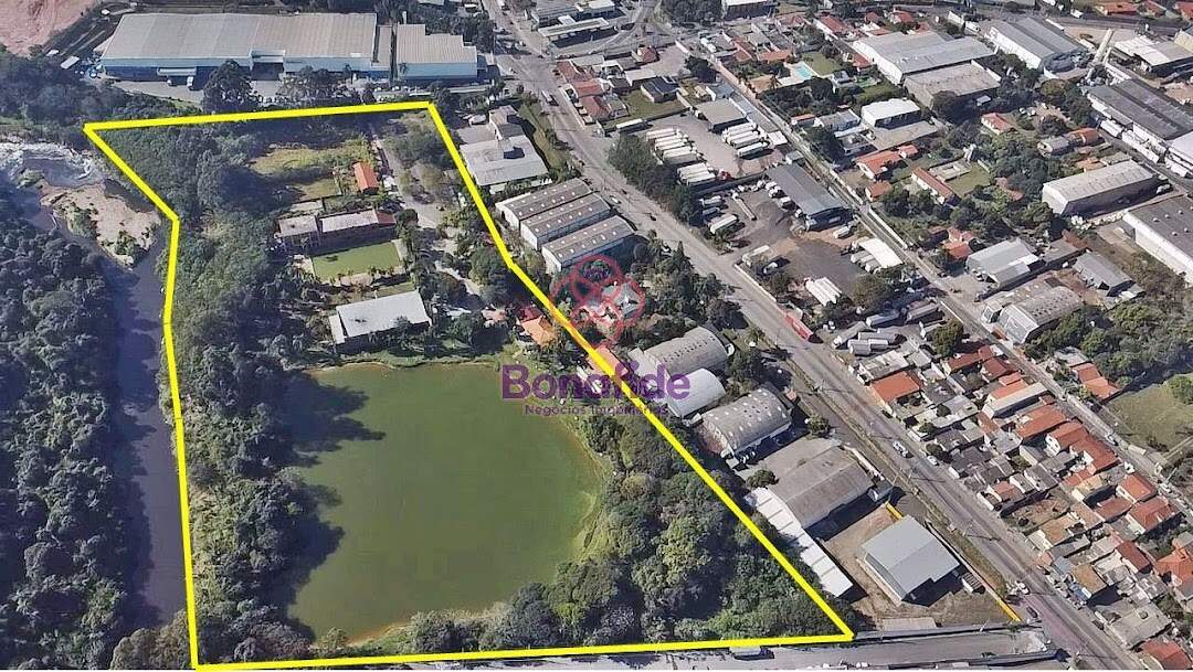 Área à venda no Chacara Santa Barbara: 