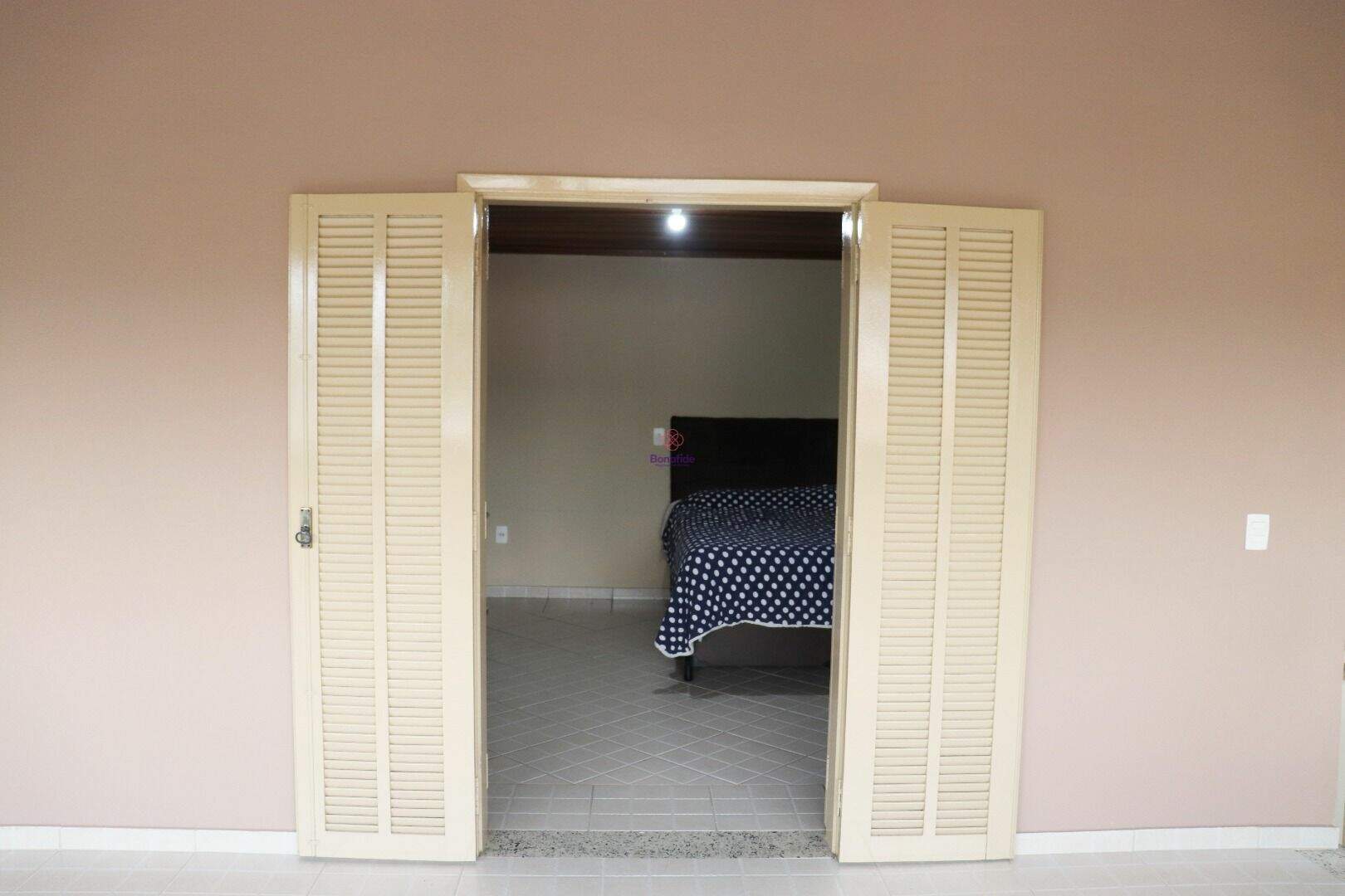 Casa à venda no Parque União: 