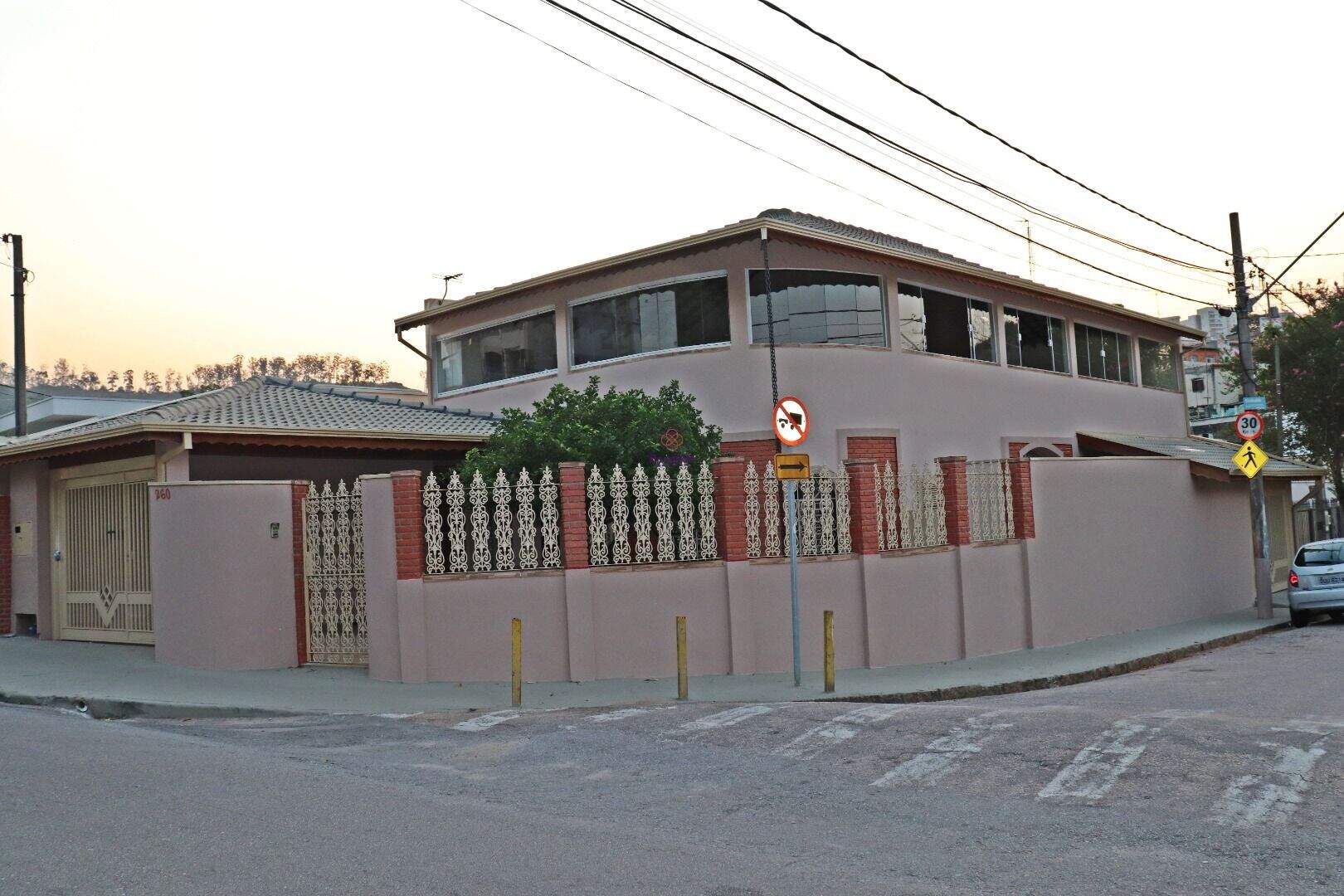 Casa à venda no Parque União: 