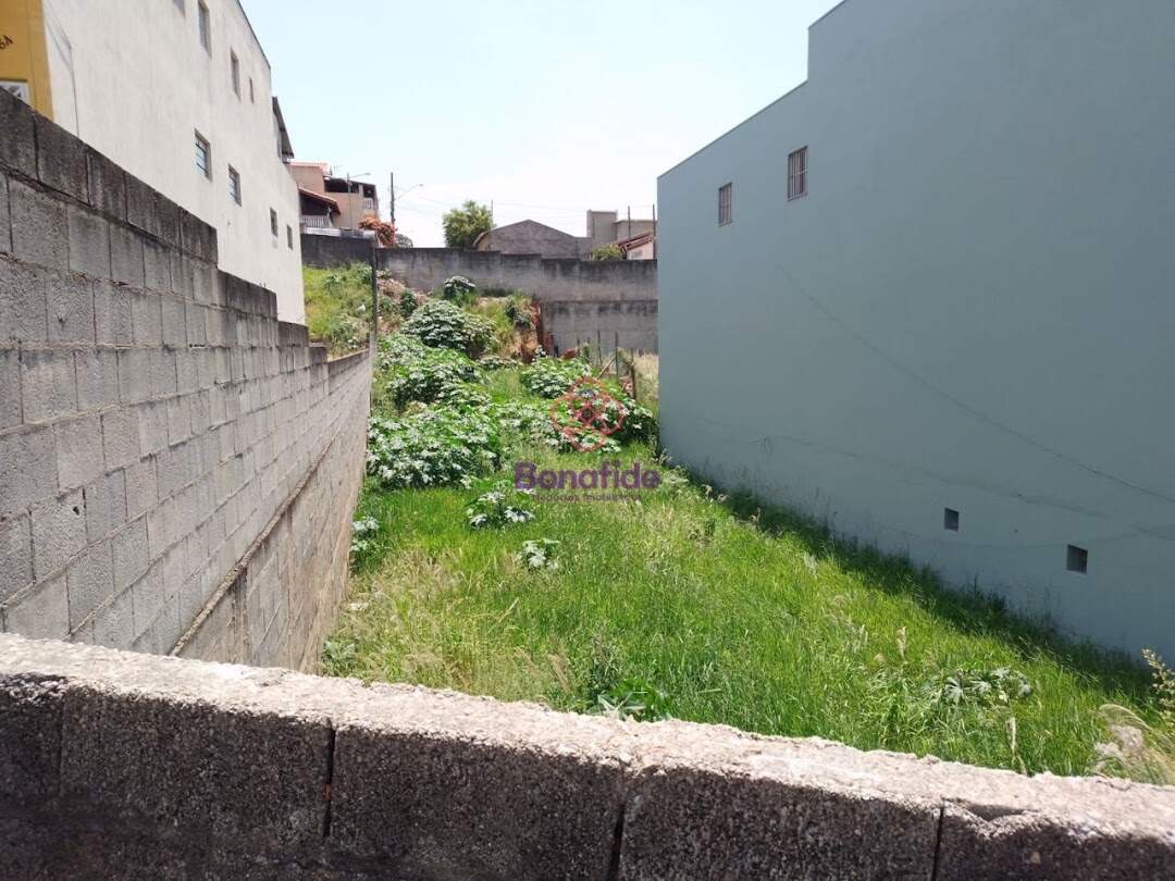 Terreno à venda no Jardim das Tulipas: 