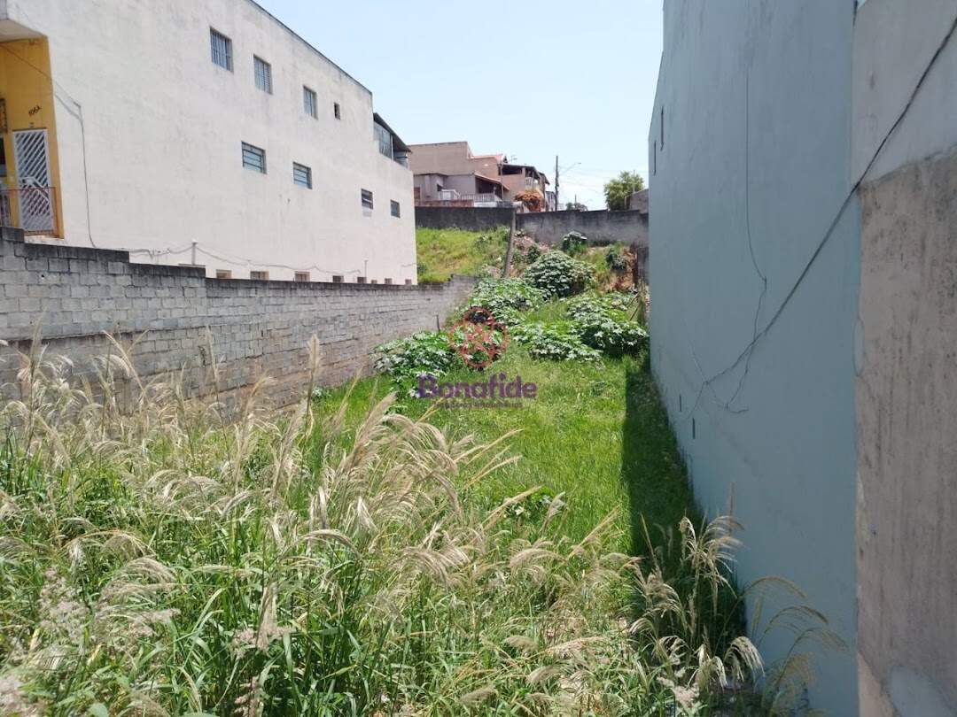 Terreno à venda no Jardim das Tulipas: 