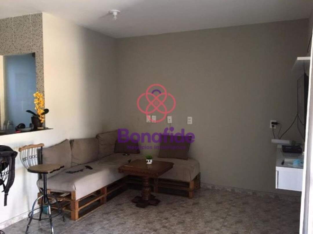 Casa à venda no Jardim Caçula: 