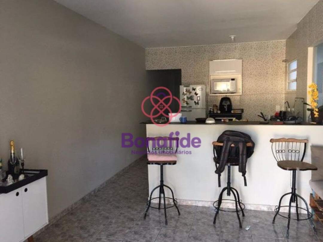 Casa à venda no Jardim Caçula: 