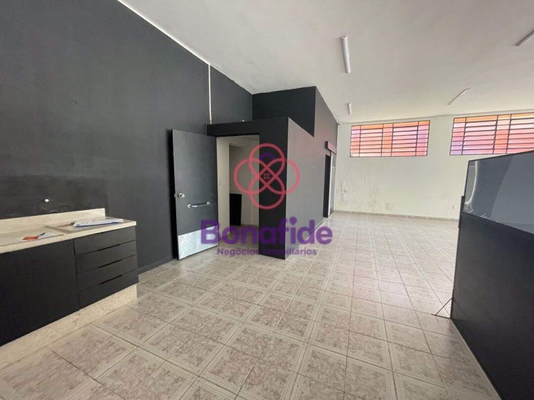 Salão à venda no Centro: 