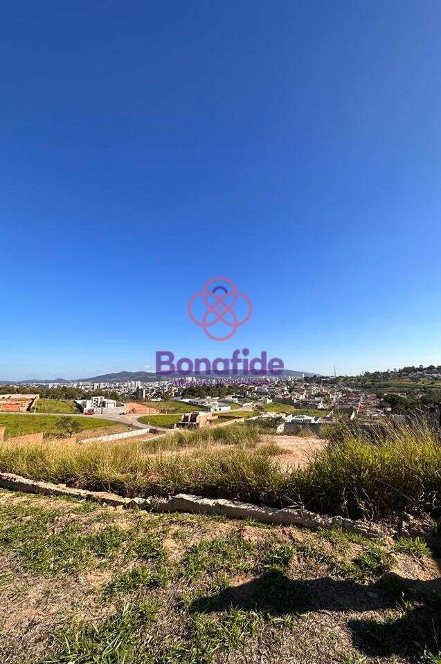 Terreno à venda no Jardim Tarumã: 