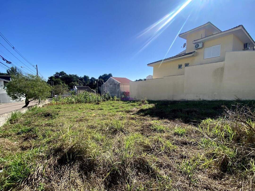 Terreno à venda no Jardim Marambaia: 