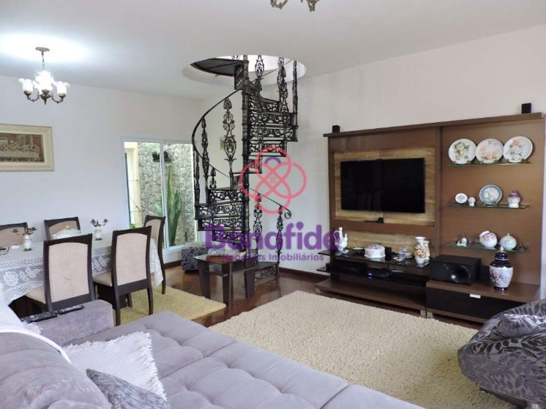 Casa à venda no Jardim Estádio: 