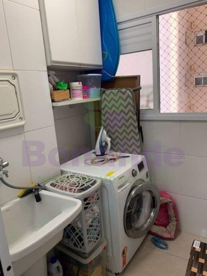 Apartamento à venda no Vila das Hortências: 