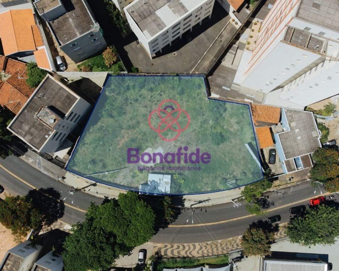 Terreno à venda no Chácara da Barra: 