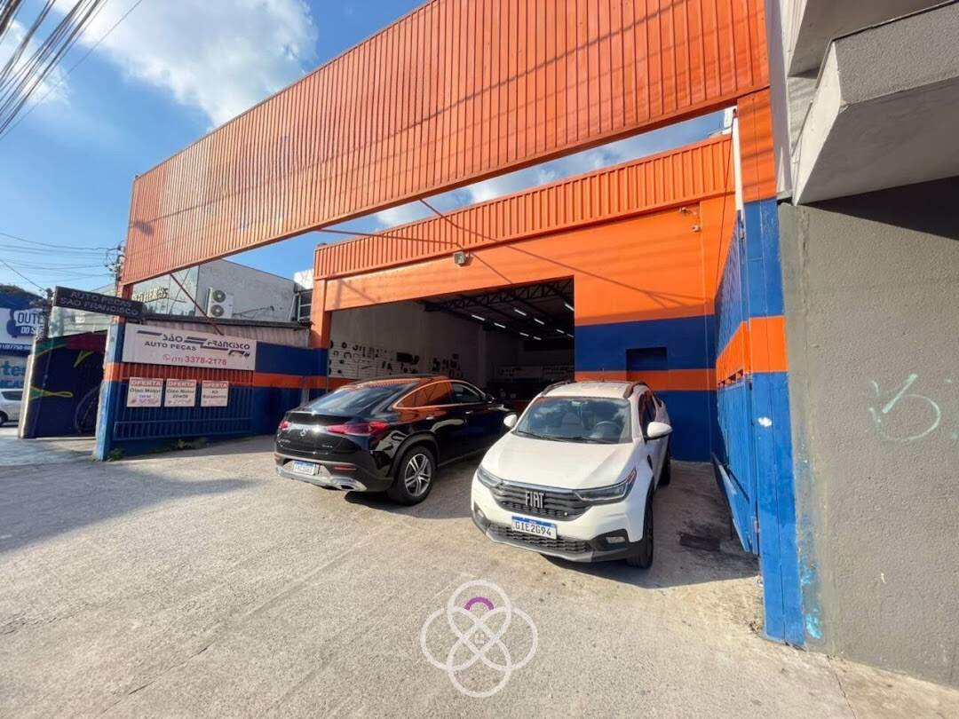 Galpão à venda no Centro: 