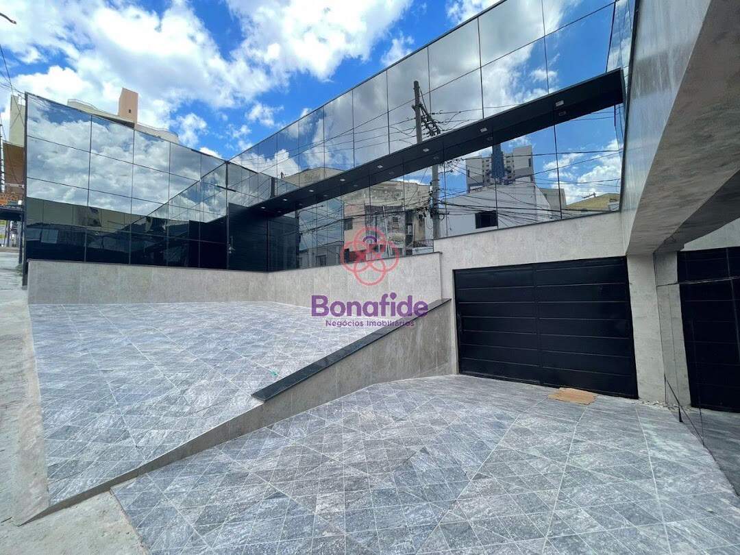 Prédio à venda no Centro: 