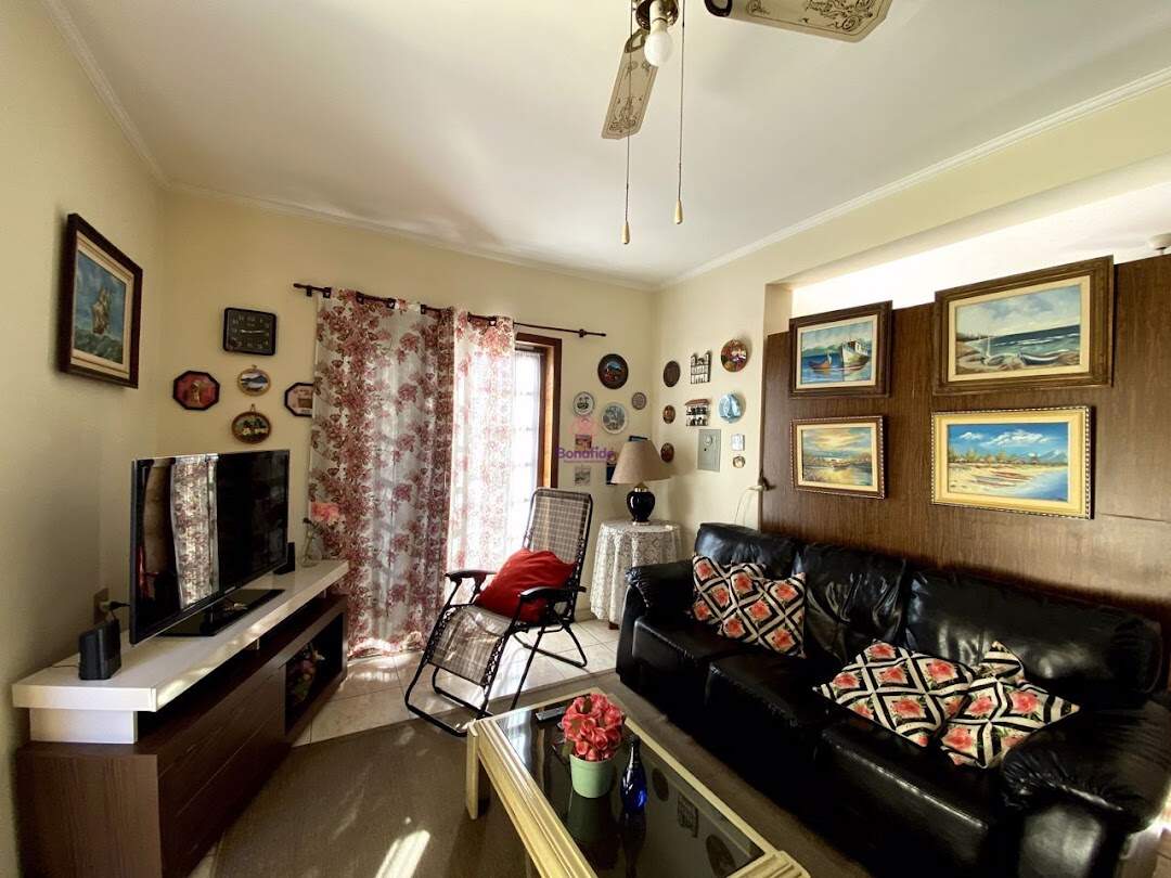 Casa à venda no Jardim Quintas das Videiras: 