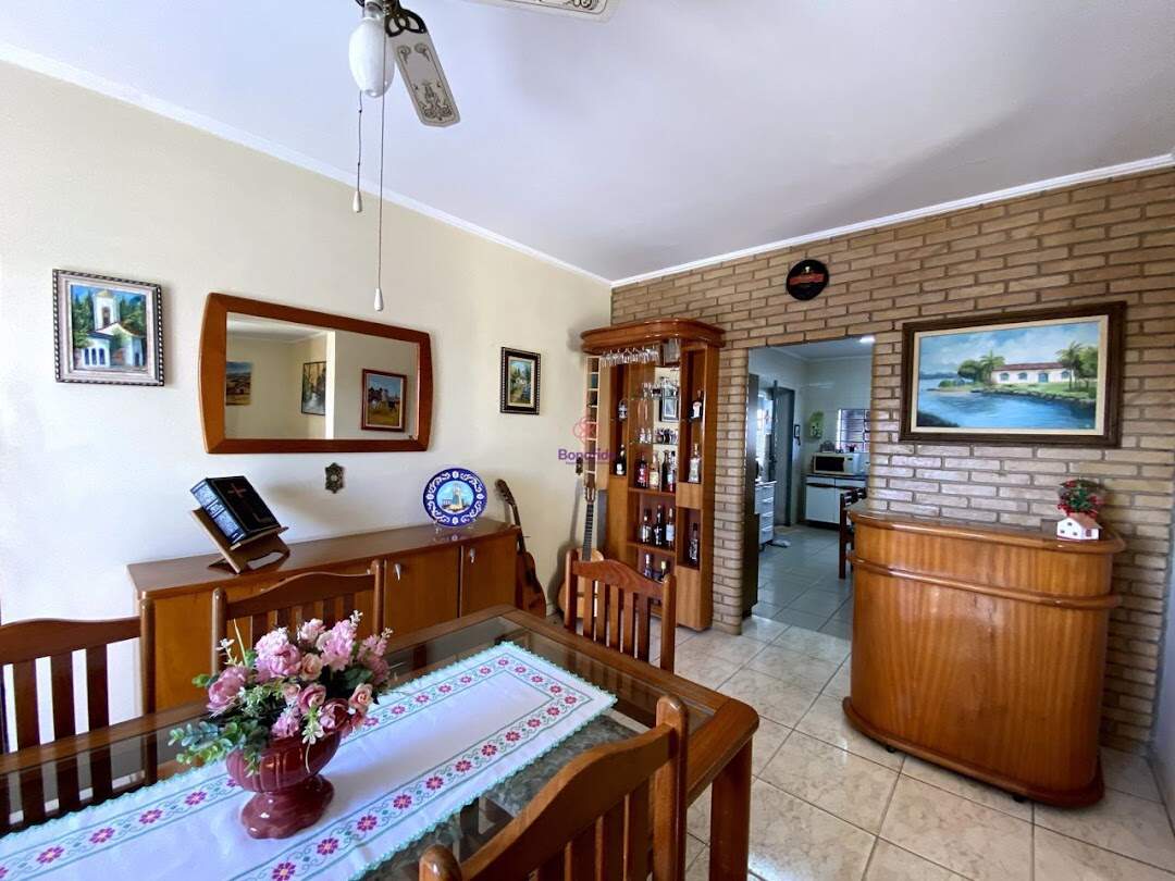 Casa à venda no Jardim Quintas das Videiras: 