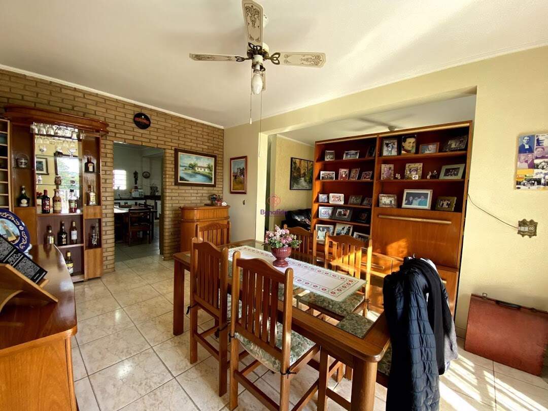 Casa à venda no Jardim Quintas das Videiras: 