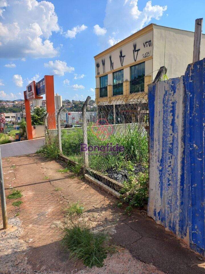 Terreno à venda no Jardim Primavera: 