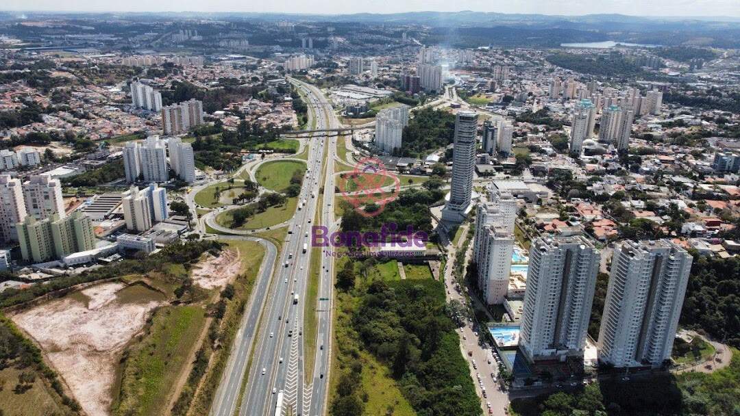 Terreno à venda no Vila Japi II: 