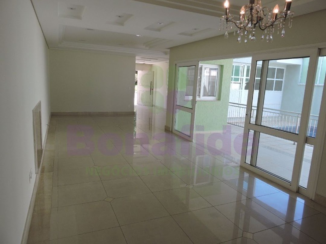 Casa à venda no Anhangabaú: 