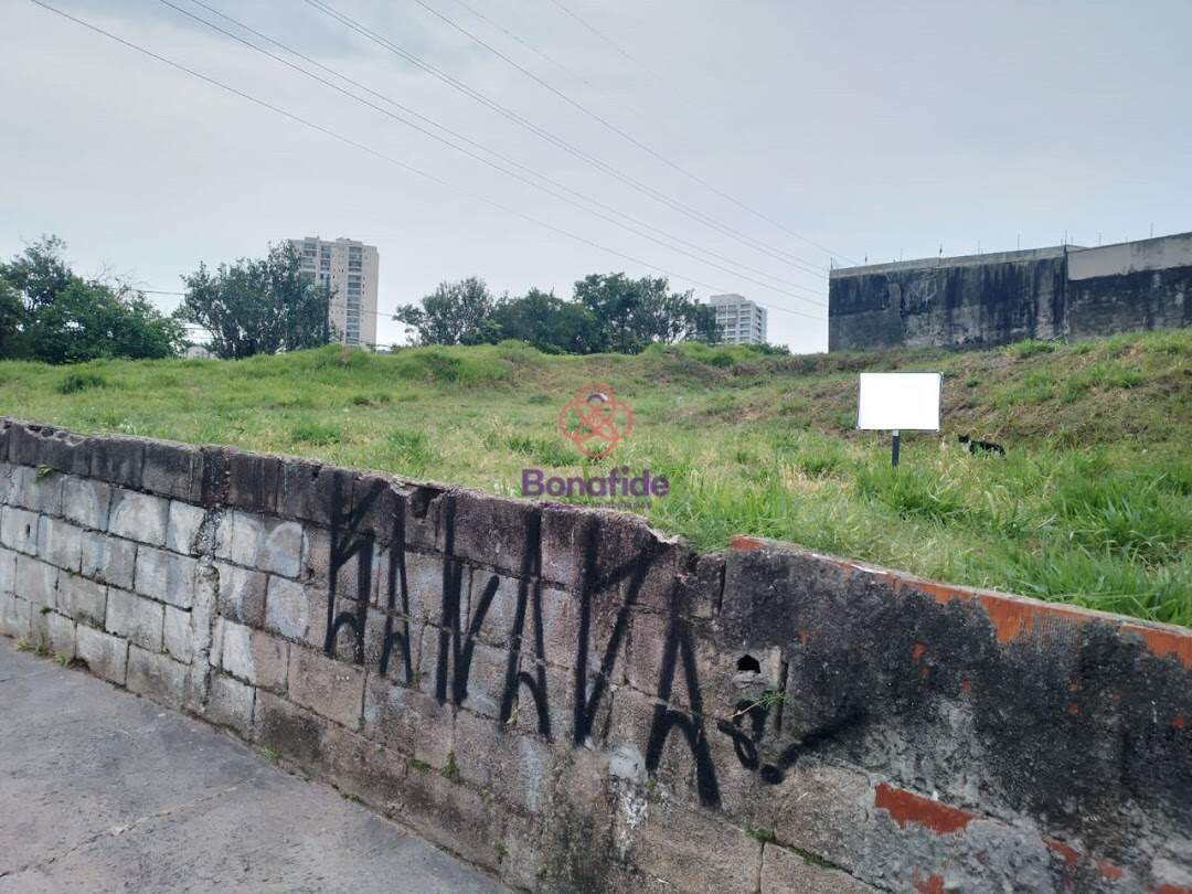 Terreno à venda no Jardim Bizarro: 