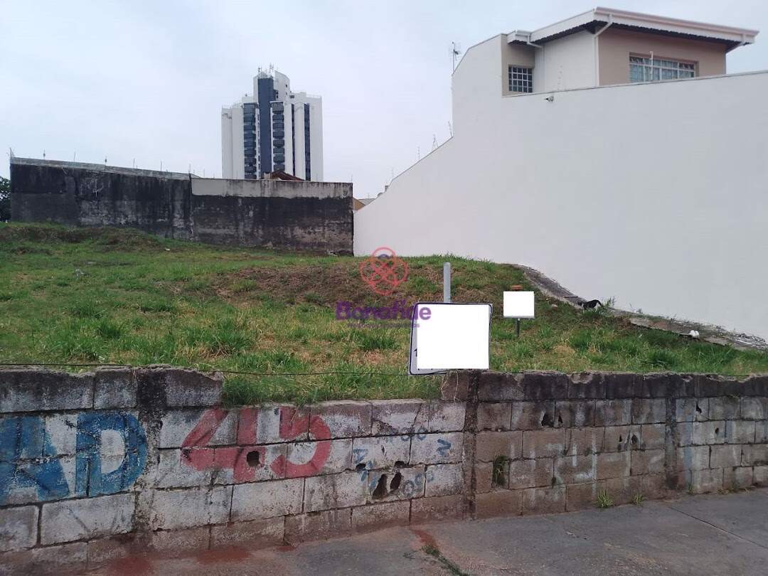 Terreno à venda no Jardim Bizarro: 