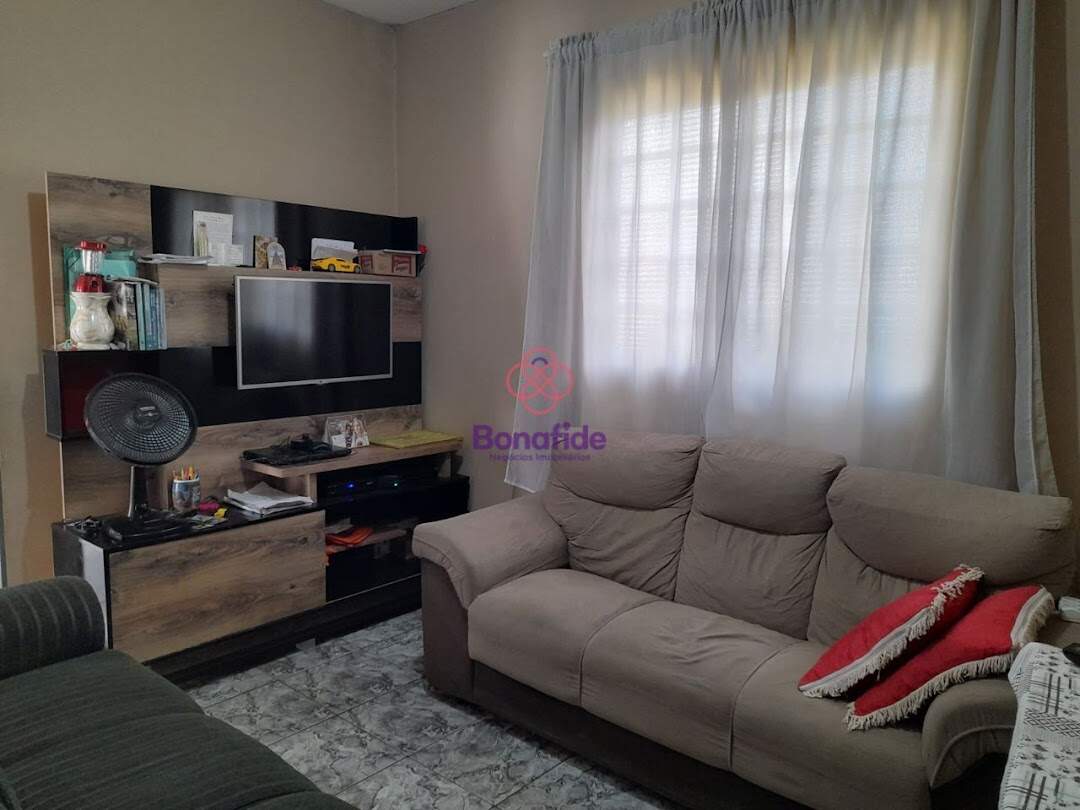 Casa à venda no Parque Almerinda Pereira Chaves: 