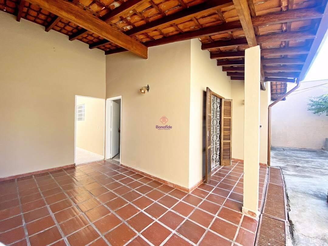 Casa à venda no Jardim Estádio: 