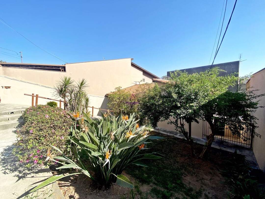 Casa à venda no Jardim Estádio: 