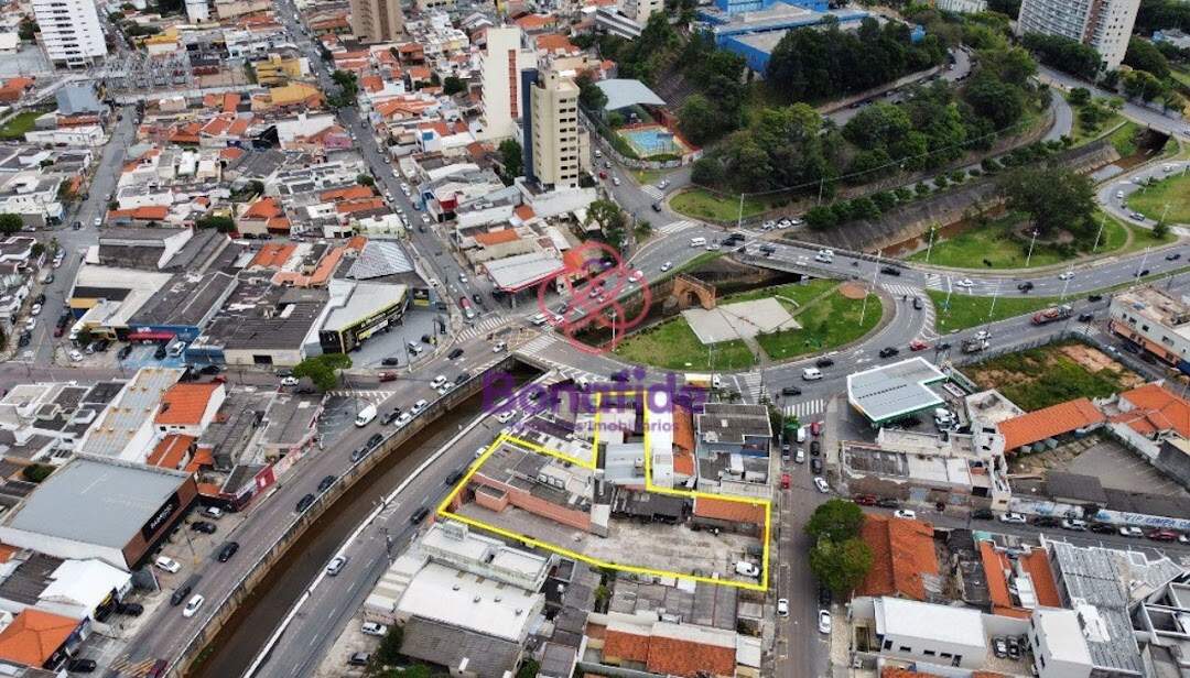 Área à venda no Jardim São Bento: 