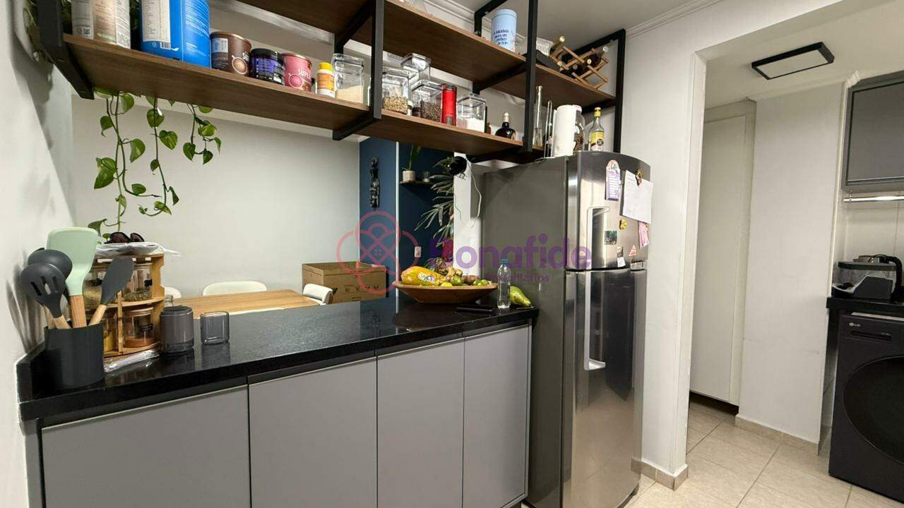 Apartamento à venda no Engordadouro: 