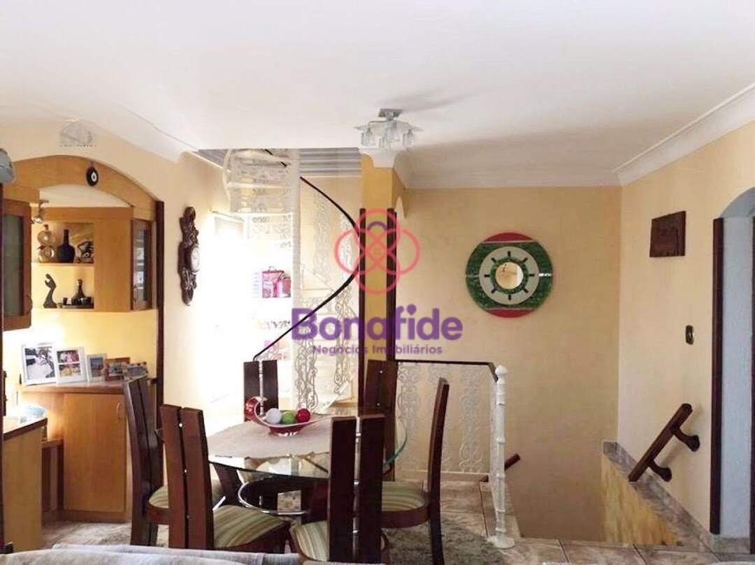 Casa à venda no Vila M Genoveva: 