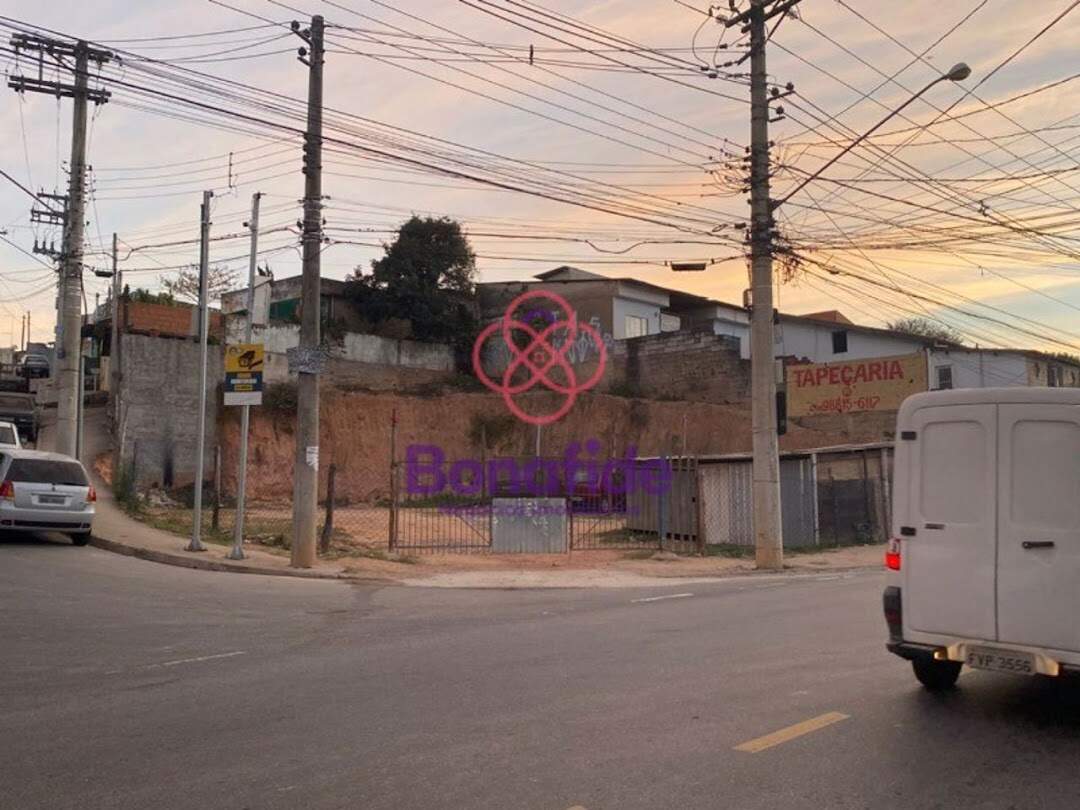 Terreno à venda no Jardim Santa Gertrudes: 