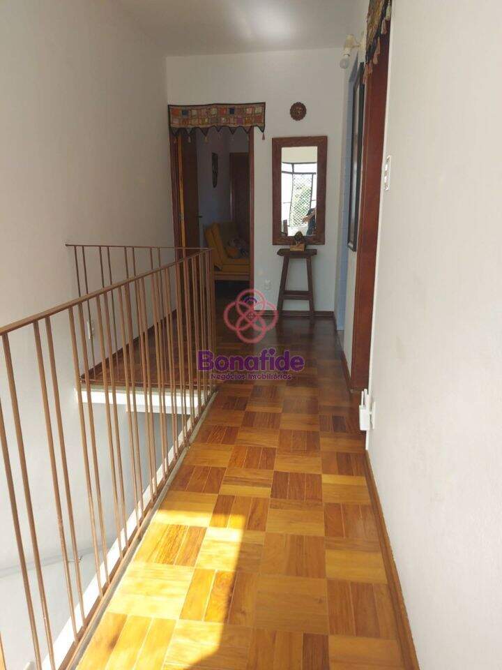 Casa à venda no Anhangabaú: 