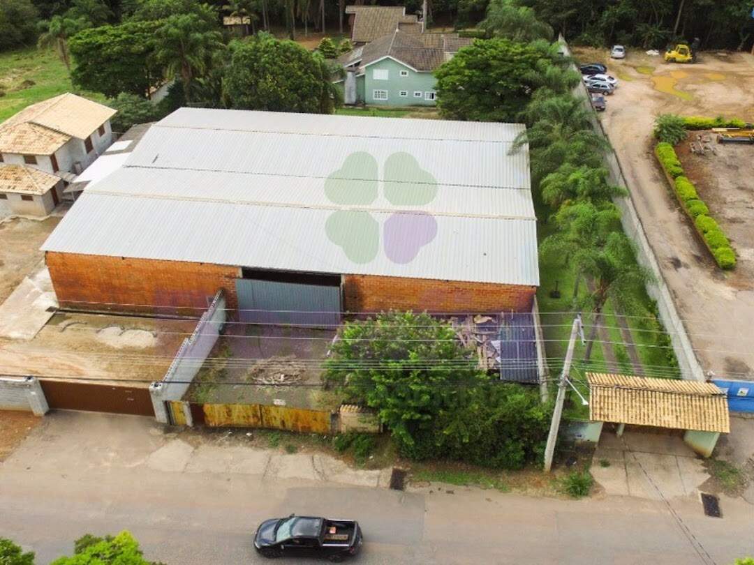 Área à venda no Poste: 