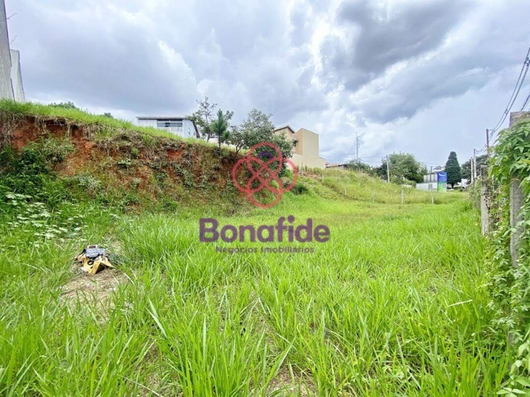 Terreno à venda no Jardim do Lago: 