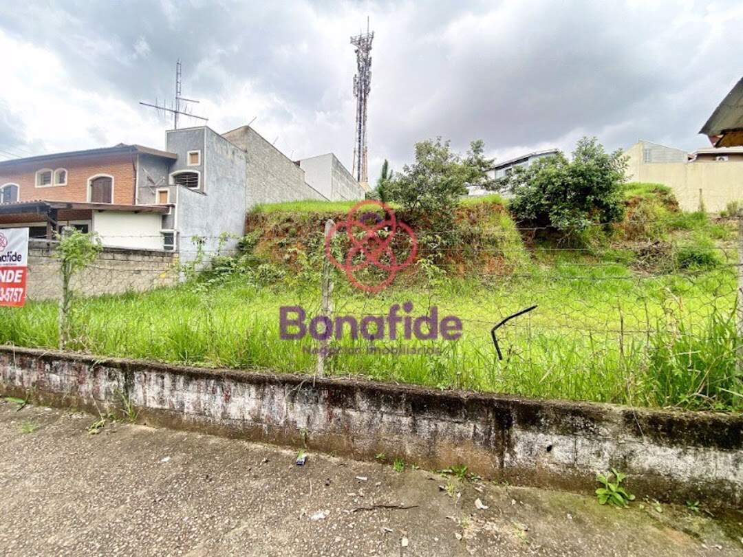 Terreno à venda no Jardim do Lago: 