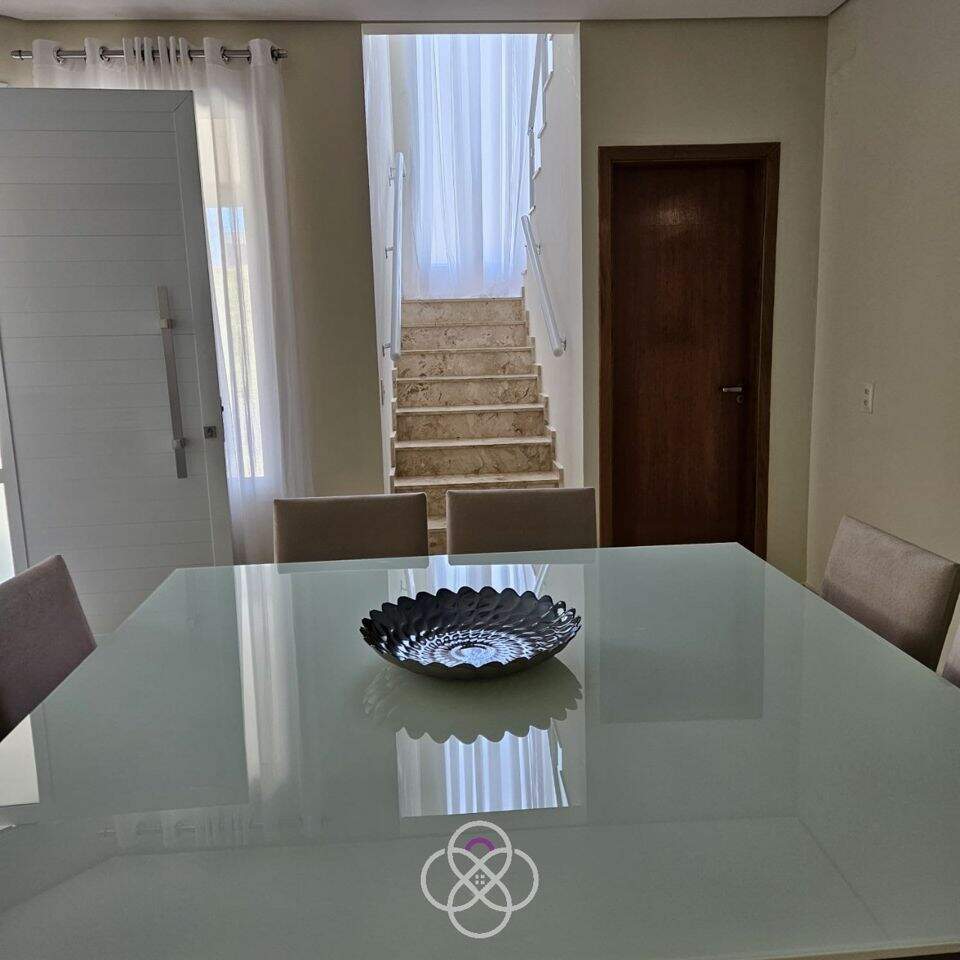 Casa à venda no Recanto Quarto Centenário: 