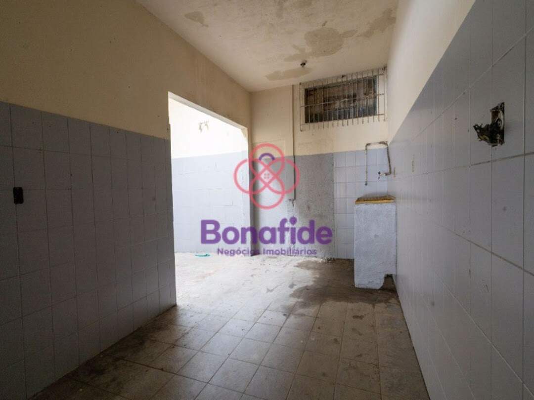 Salão à venda no Ponte de São João: 