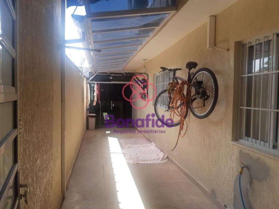 Casa à venda no Jardim das Tulipas: 