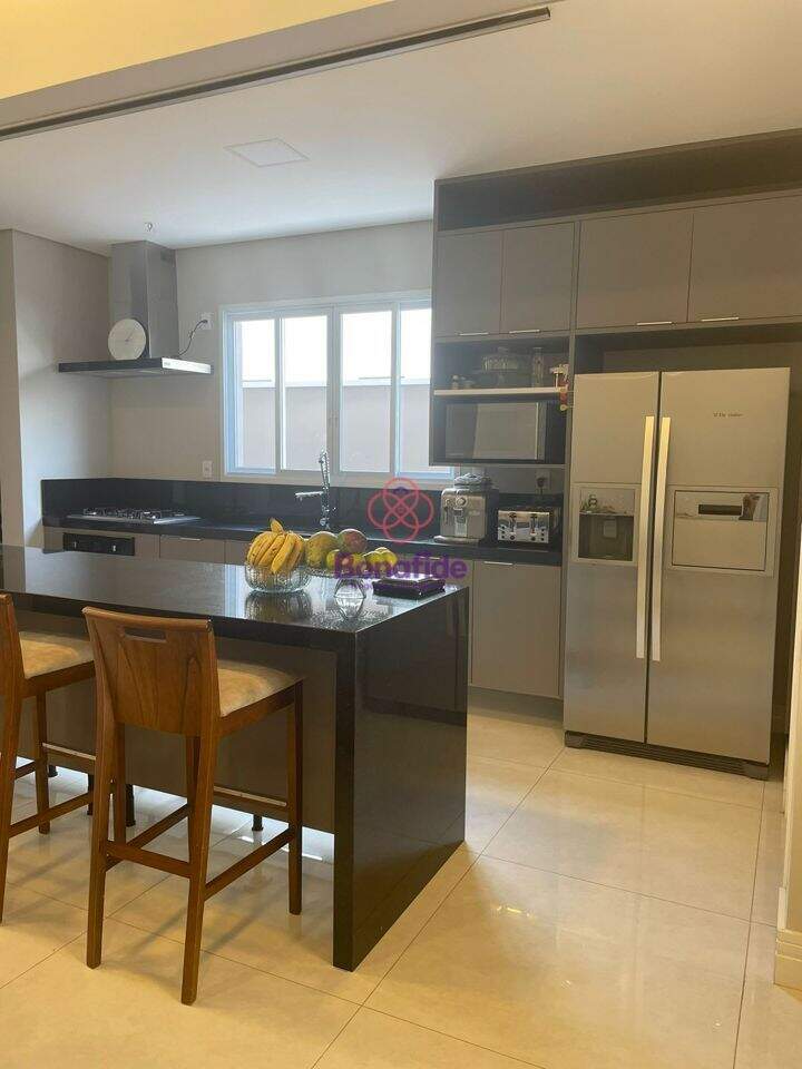 Casa à venda no Medeiros: 