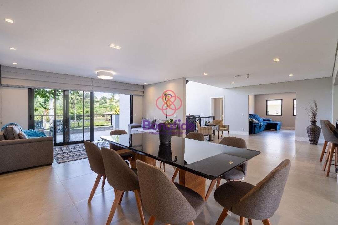 Casa à venda no Medeiros: 