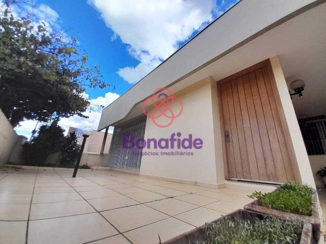 Casa à venda no Chácara Urbana: 