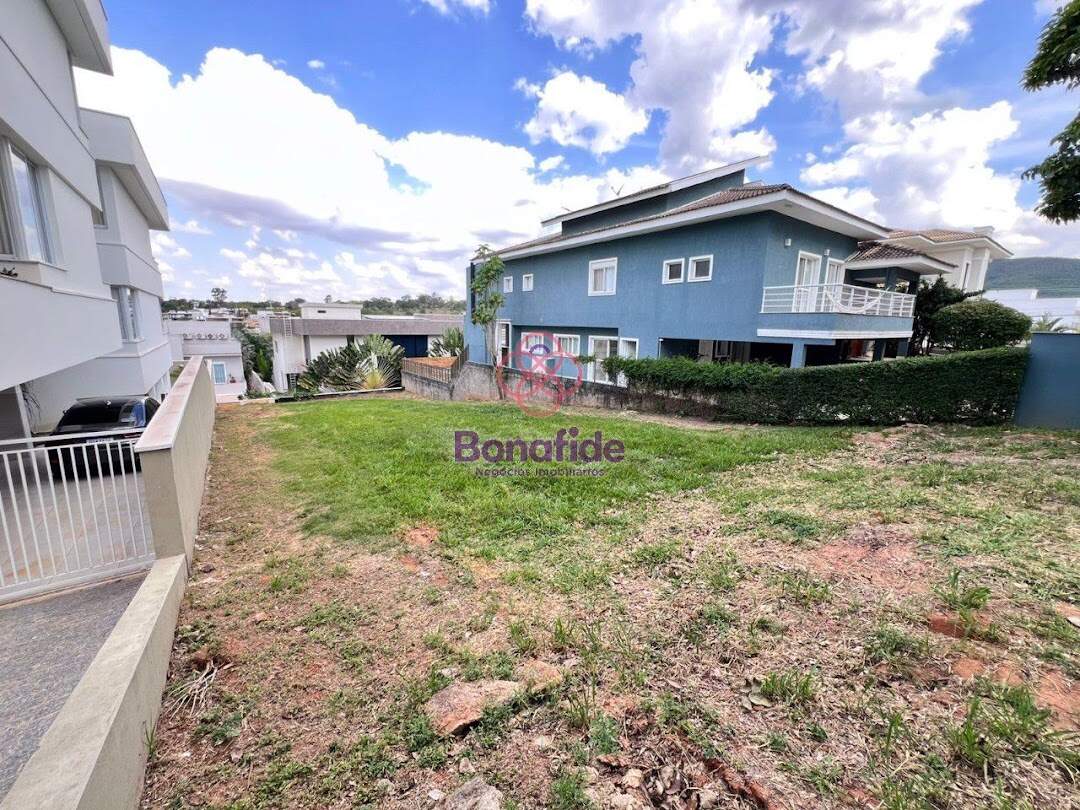 Terreno à venda no Loteamento Reserva da Serra: 