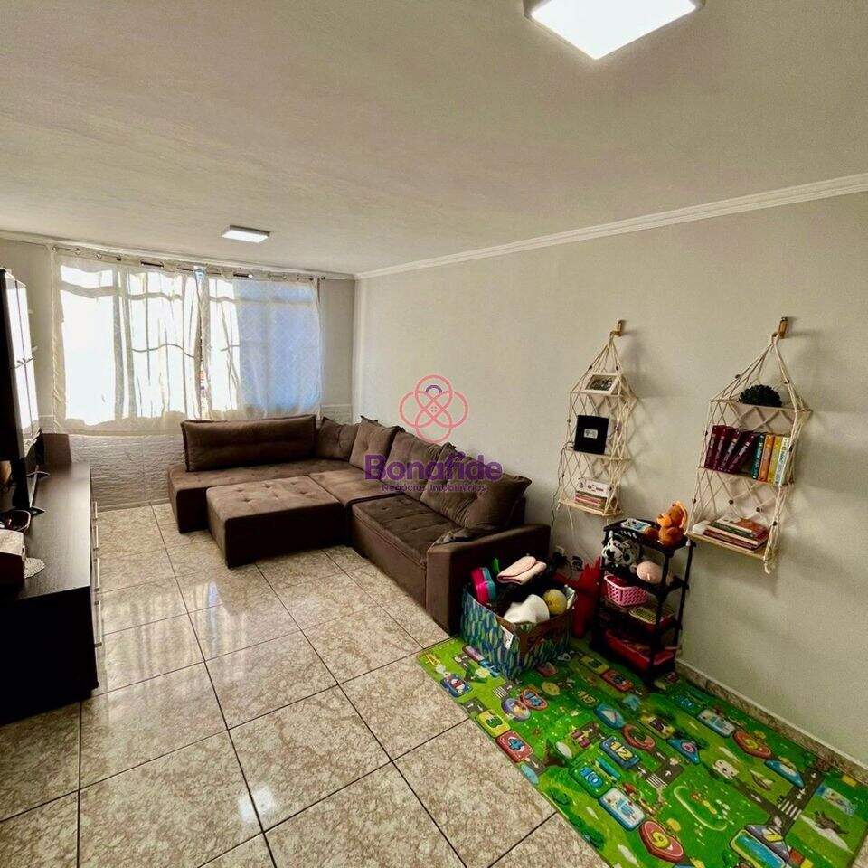 Apartamento à venda no Jardim Bizarro: 