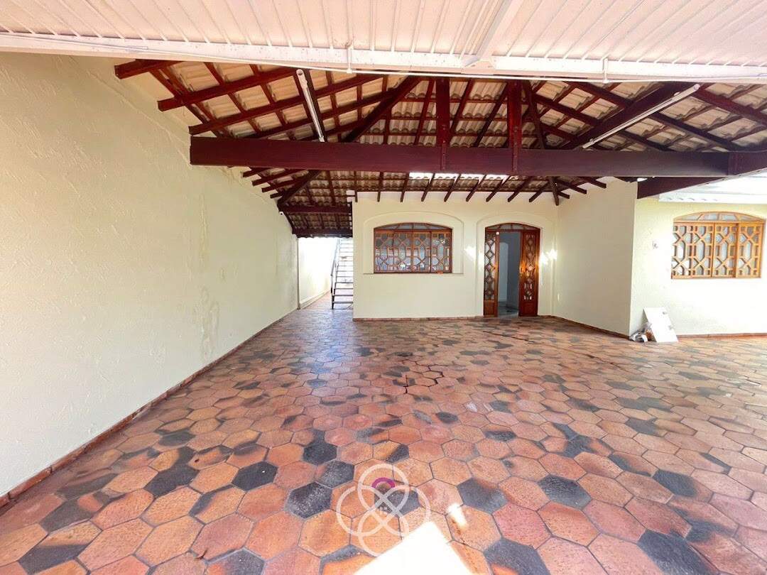Casa à venda no Caxambu: 