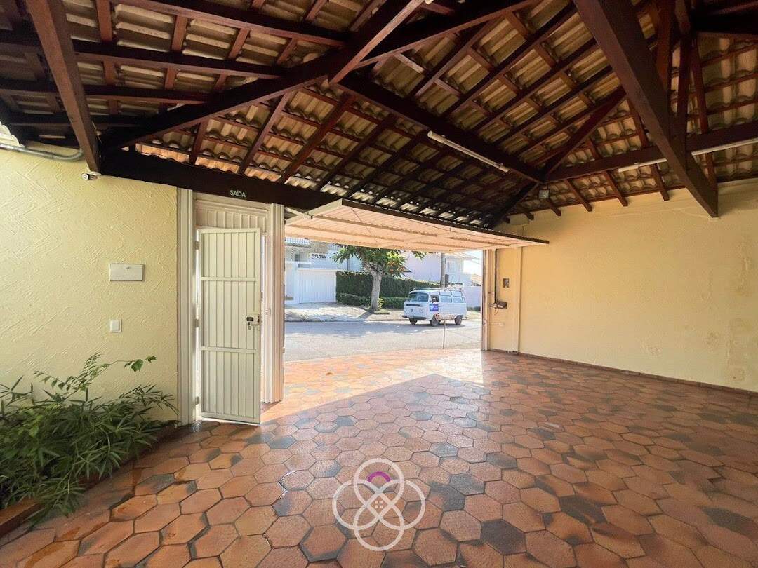 Casa à venda no Caxambu: 