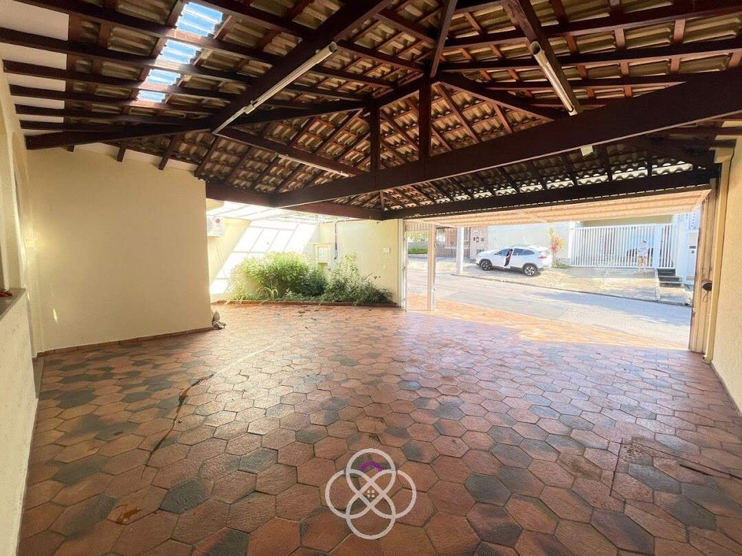 Casa à venda no Caxambu: 