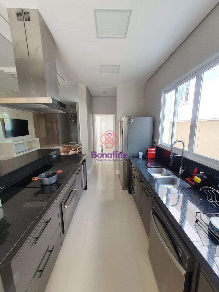 Casa à venda no Medeiros: 