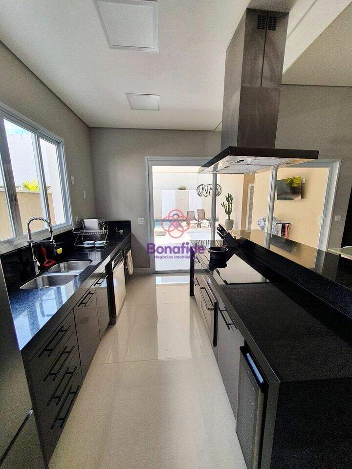 Casa à venda no Medeiros: 