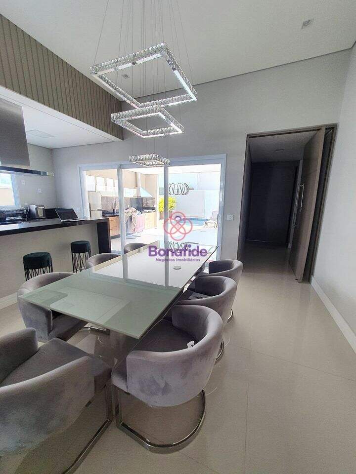 Casa à venda no Medeiros: 